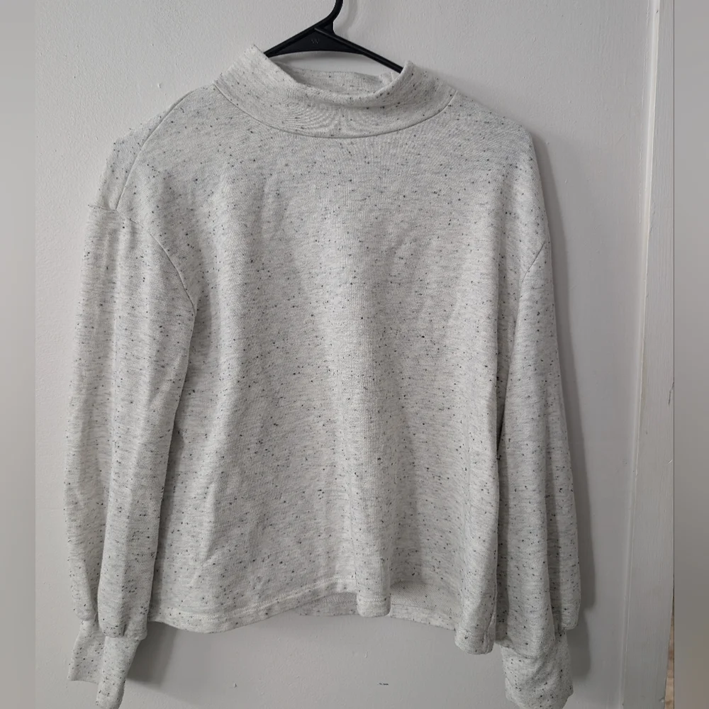 Madewell Turtleneck Sweatshirt‎ Cropped Raw Hem Long Sleeves